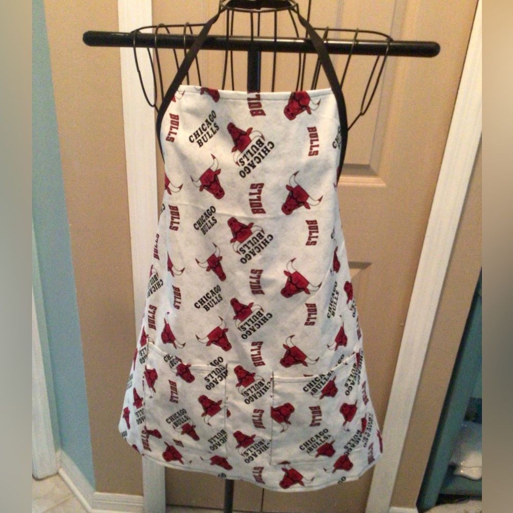 Chicago Bulls all purpose apron